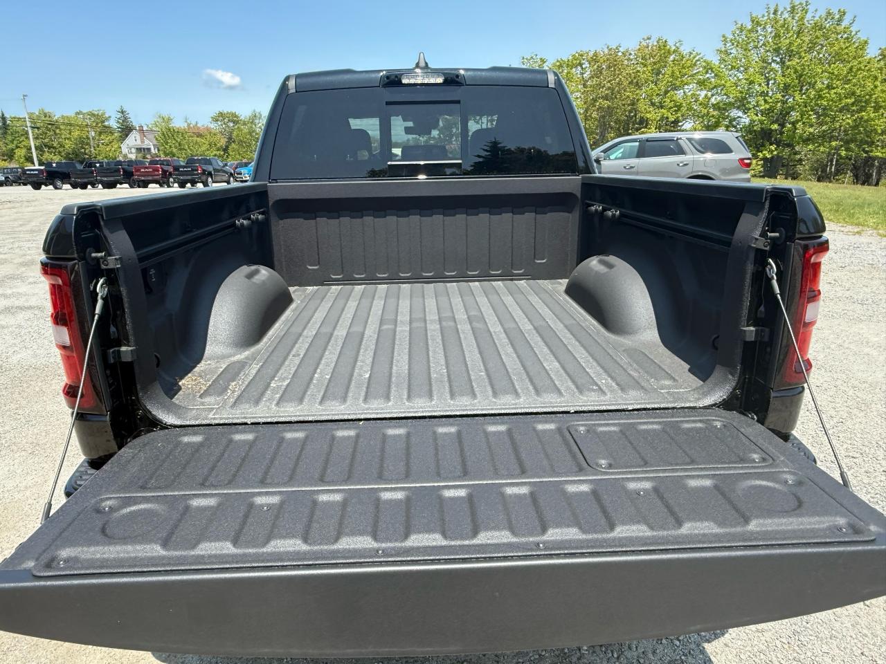 2025 RAM 1500 SPORT 4X4 CREW CAB 5'7" BOX Photo55