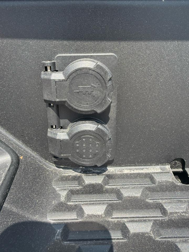 2025 RAM 1500 SPORT 4X4 CREW CAB 5'7" BOX Photo24
