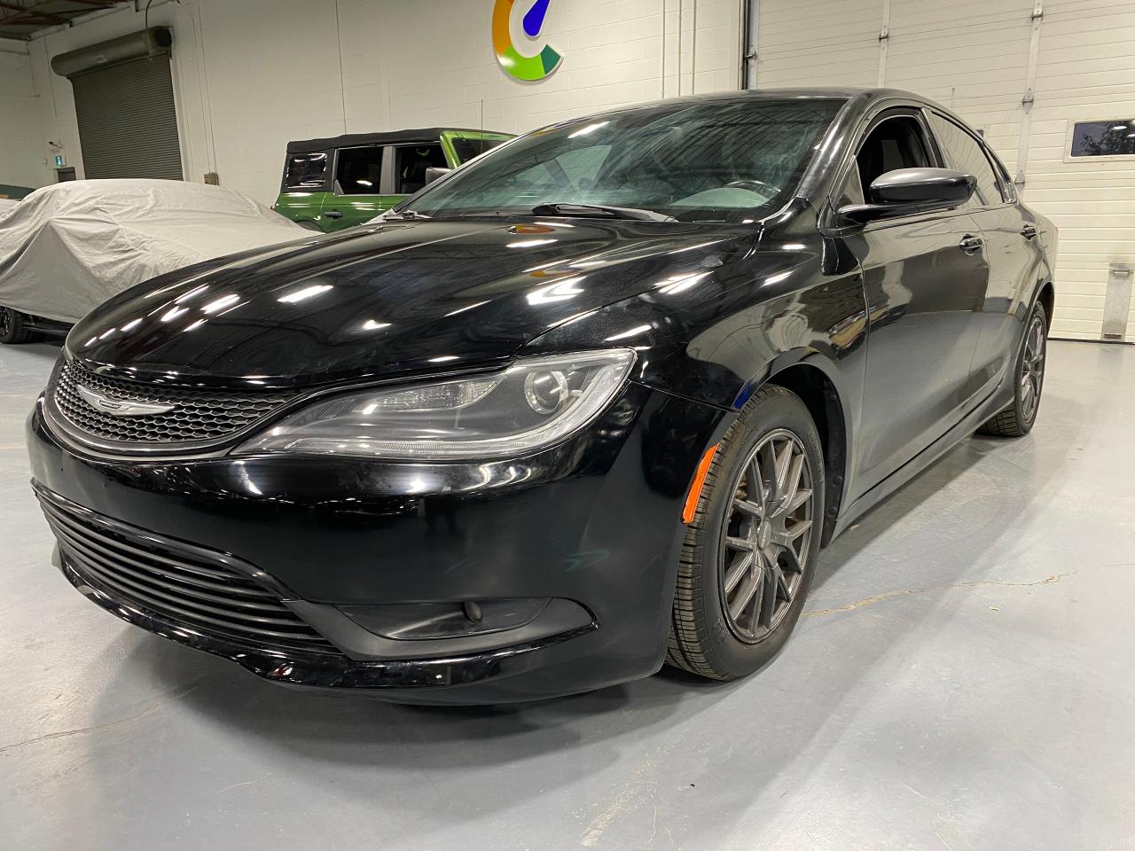 Used 2015 Chrysler 200 S for sale in North York, ON