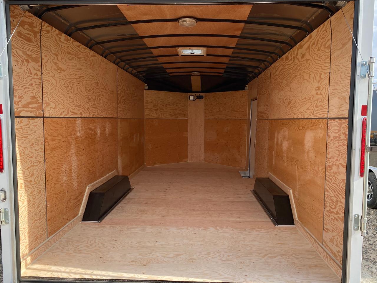 2025 Agassiz Trailer 8.5' X 18' Agassiz Ramp Photo5