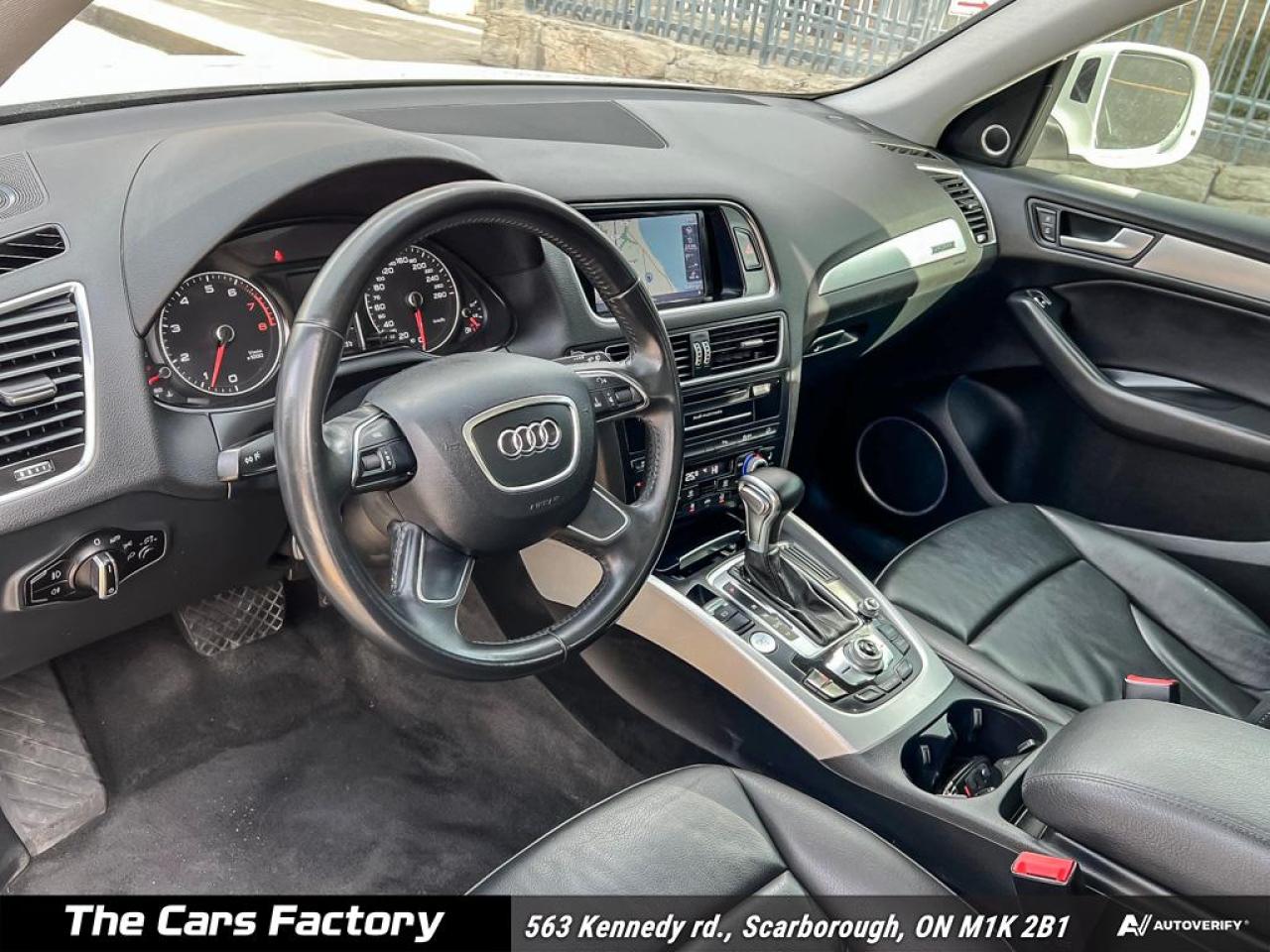 2015 Audi Q5 2.0T Technik Quattro Loaded! - Photo #11