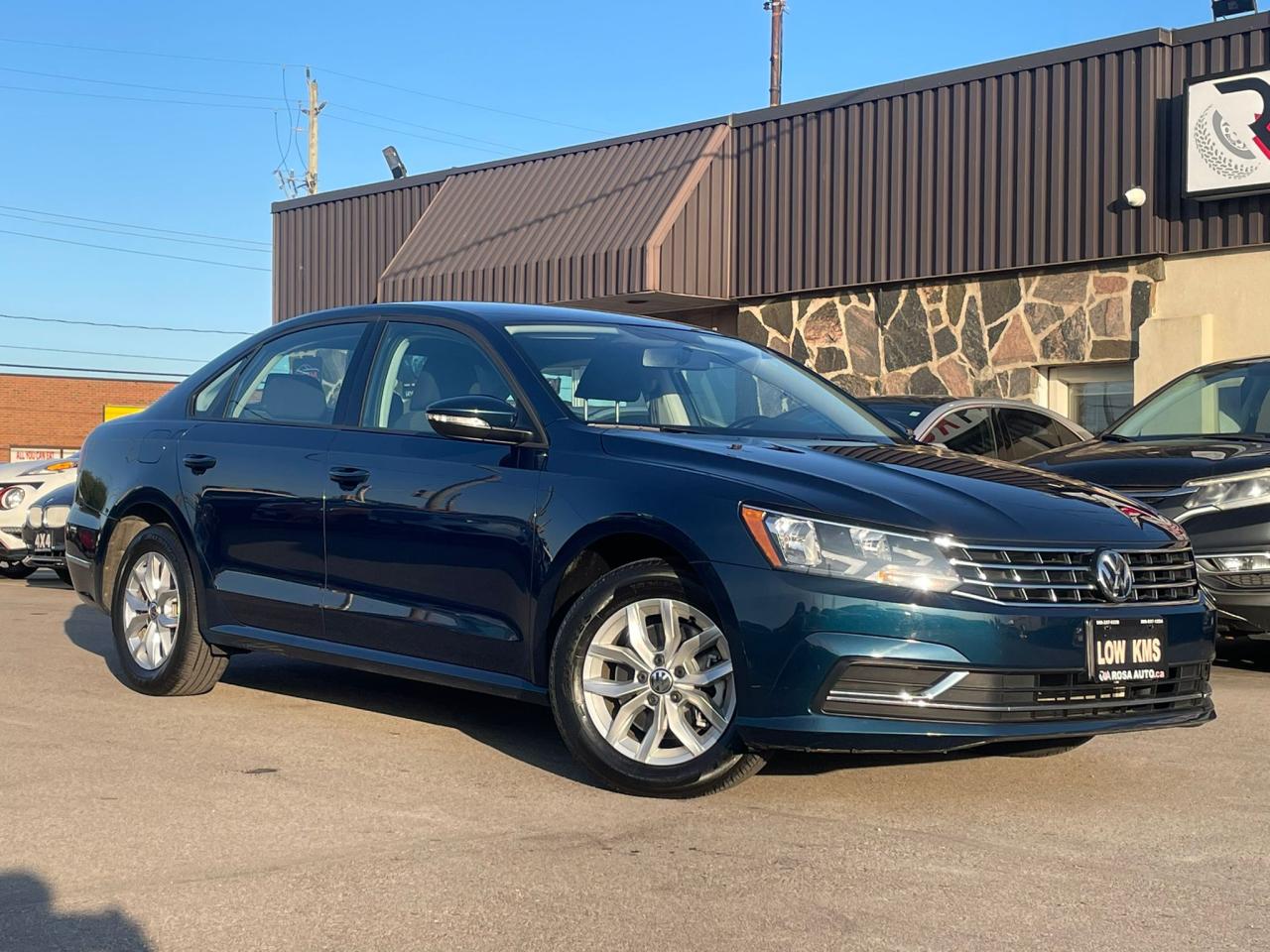 Used 2018 Volkswagen Passat Trendline+ Auto NO ACCIDENT LOW KM CAMERA B-TOOTH for sale in Oakville, ON