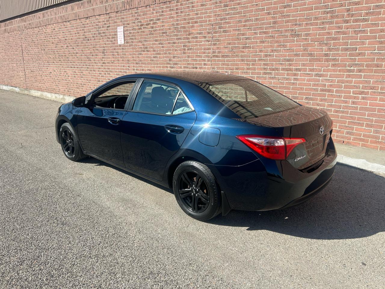 2019 Toyota Corolla LE - Photo #4