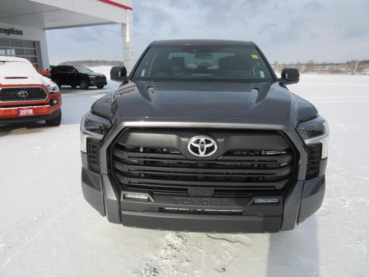 2025 Toyota Tundra SR5 Crewmax 6.5` Box Photo1