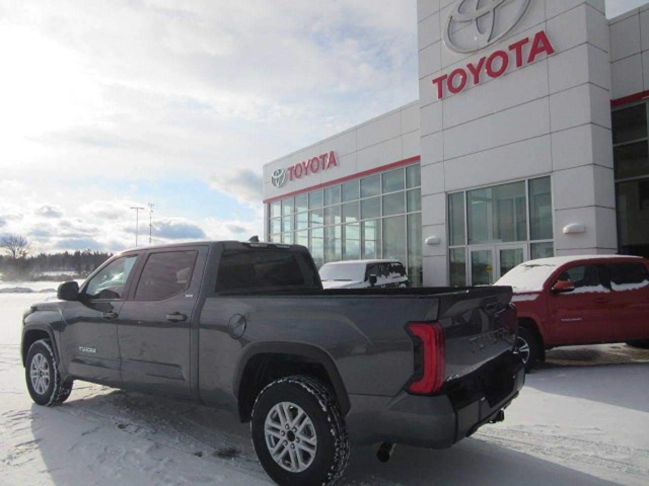 2025 Toyota Tundra SR5 Crewmax 6.5` Box Photo3