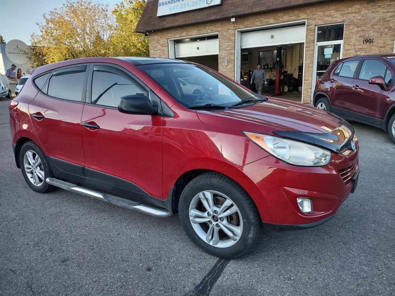 2013 Hyundai Tucson FWD 4dr I4 Auto Premium Edition - Photo #11