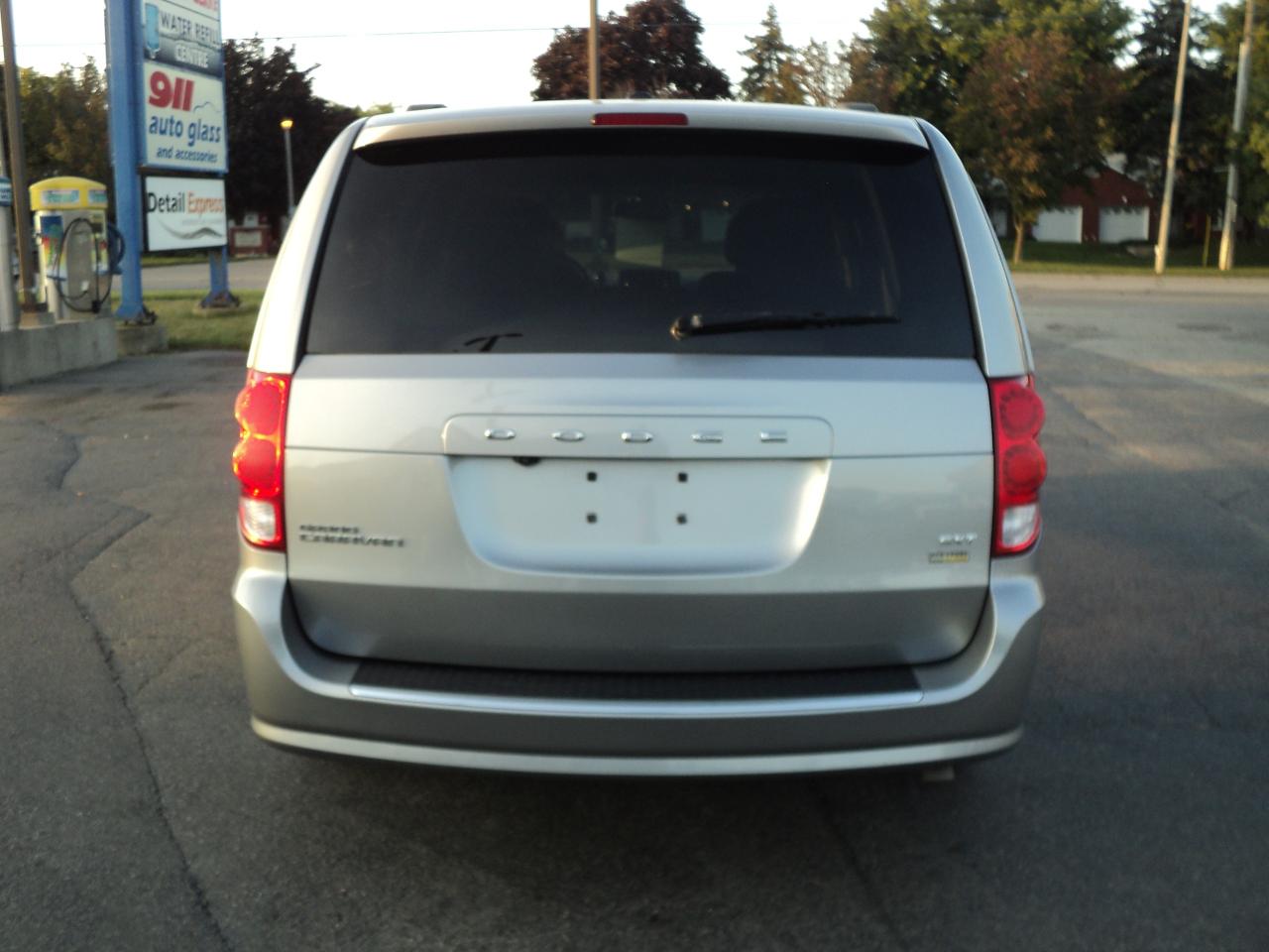 2019 Dodge Grand Caravan SXT Stow-N-Go 3.6L6cyl 7Seater BackUpCam - Photo #8