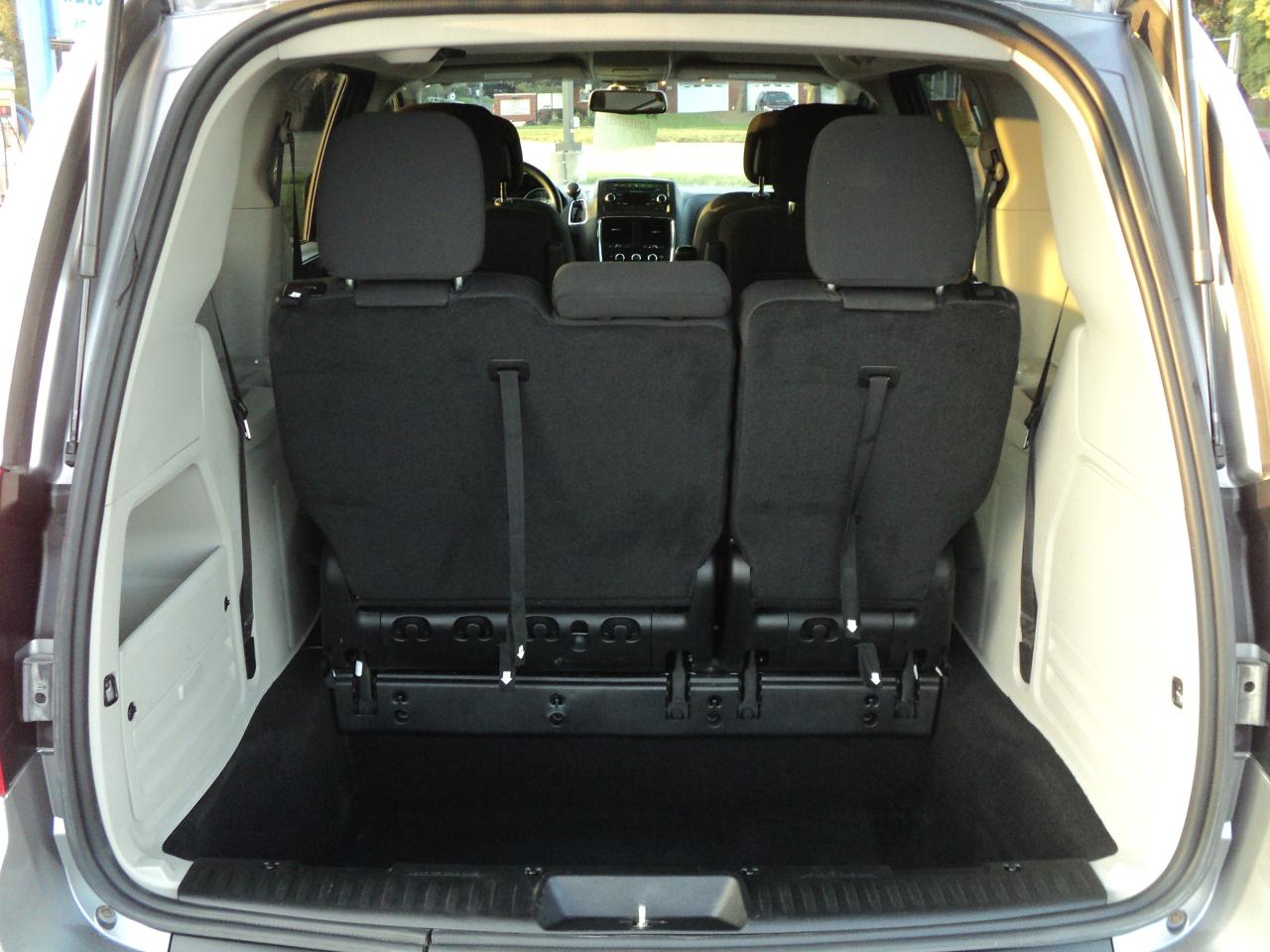2019 Dodge Grand Caravan SXT Stow-N-Go 3.6L6cyl 7Seater BackUpCam - Photo #27