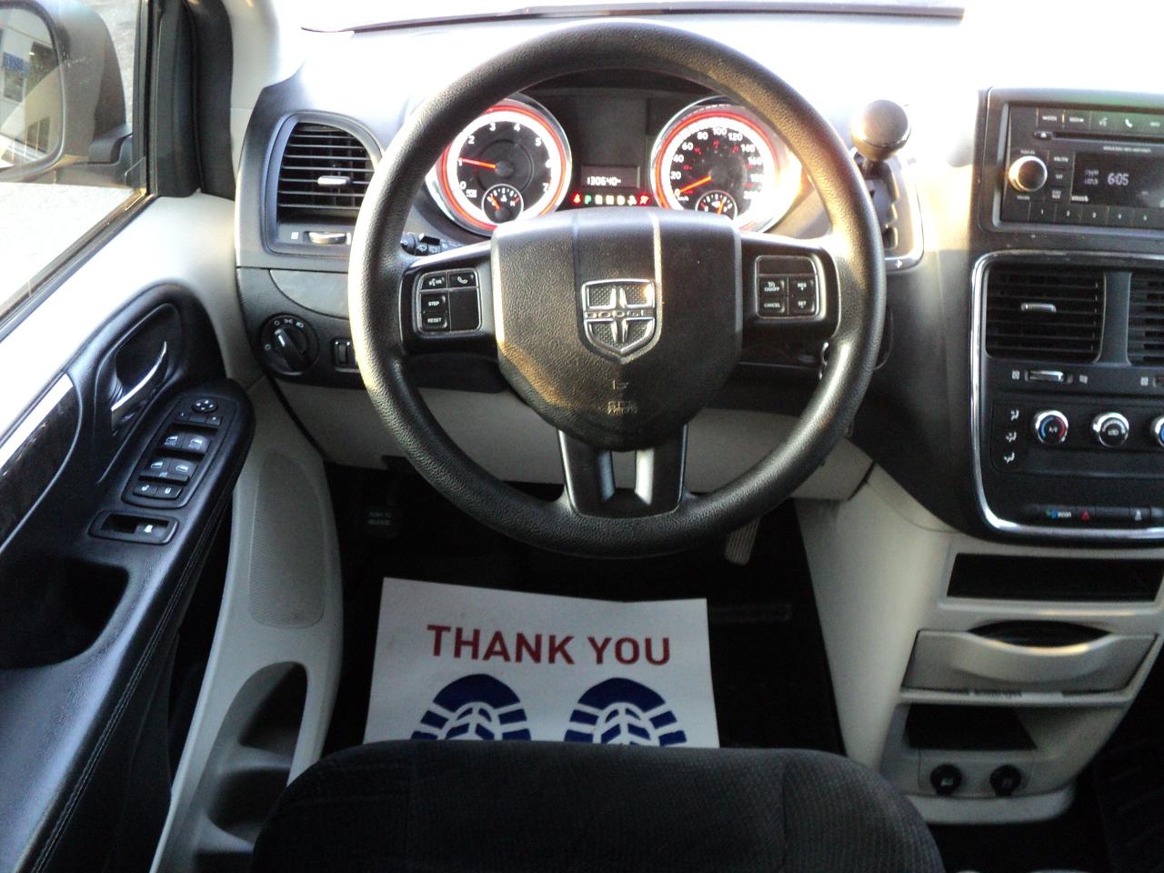 2019 Dodge Grand Caravan SXT Stow-N-Go 3.6L6cyl 7Seater BackUpCam - Photo #9