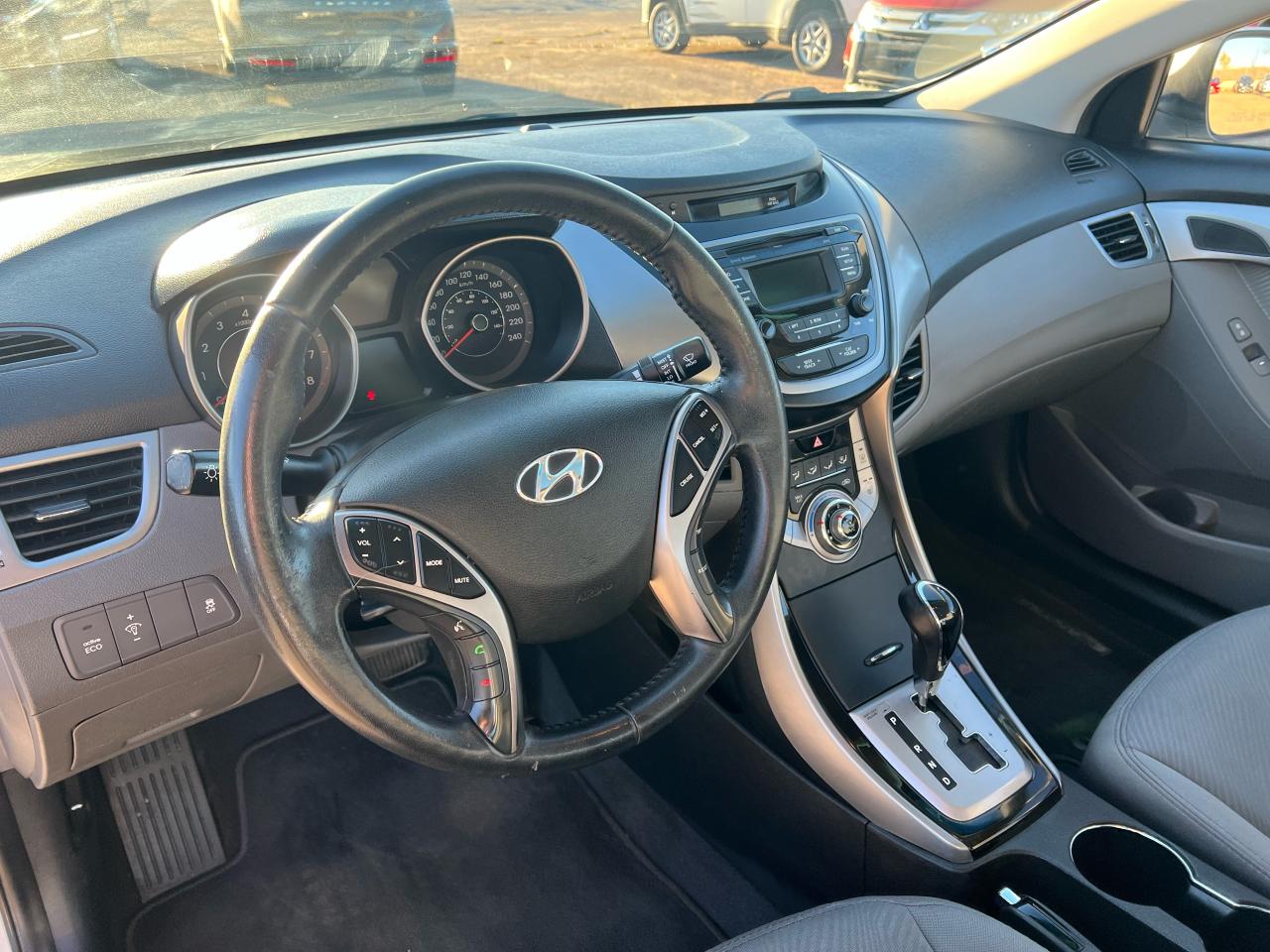 2013 Hyundai Elantra GLS Heated Seats Sun Roof - Photo #12