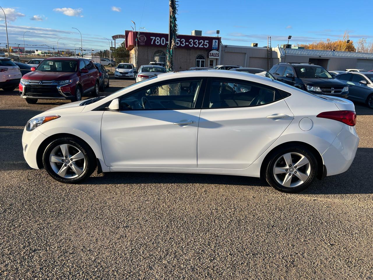 2013 Hyundai Elantra GLS Heated Seats Sun Roof - Photo #3