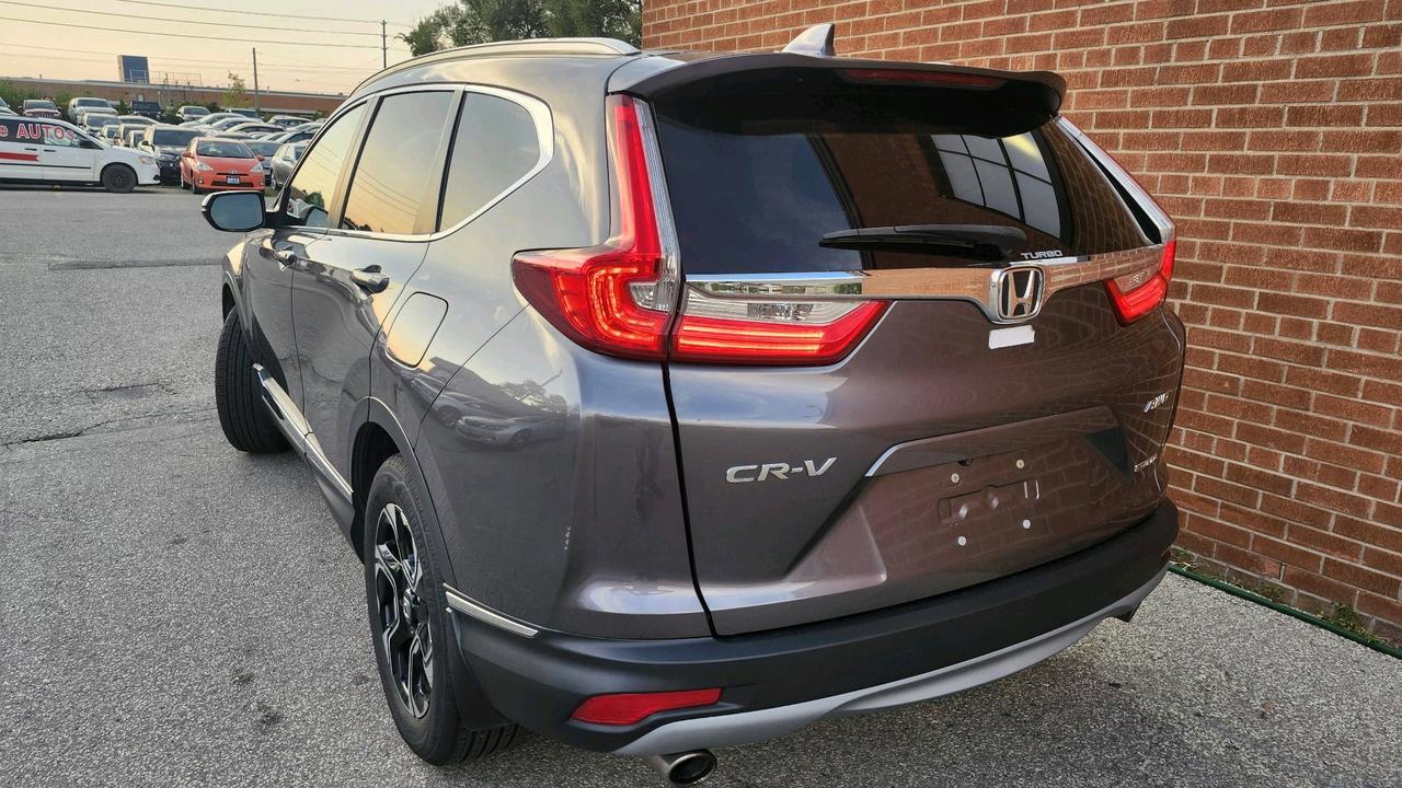 2018 Honda CR-V Touring AWD Photo2