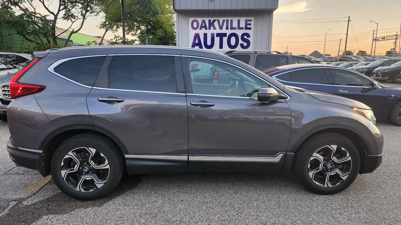2018 Honda CR-V Touring AWD Photo