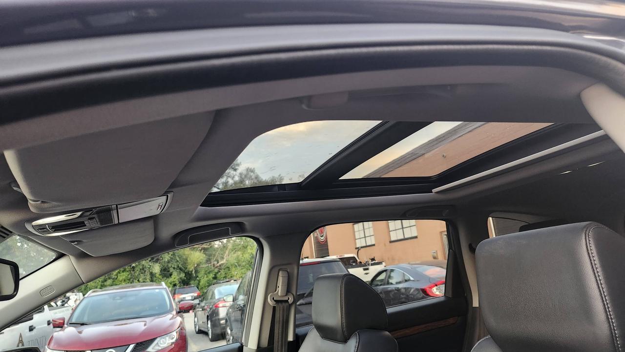 2018 Honda CR-V Touring AWD Photo