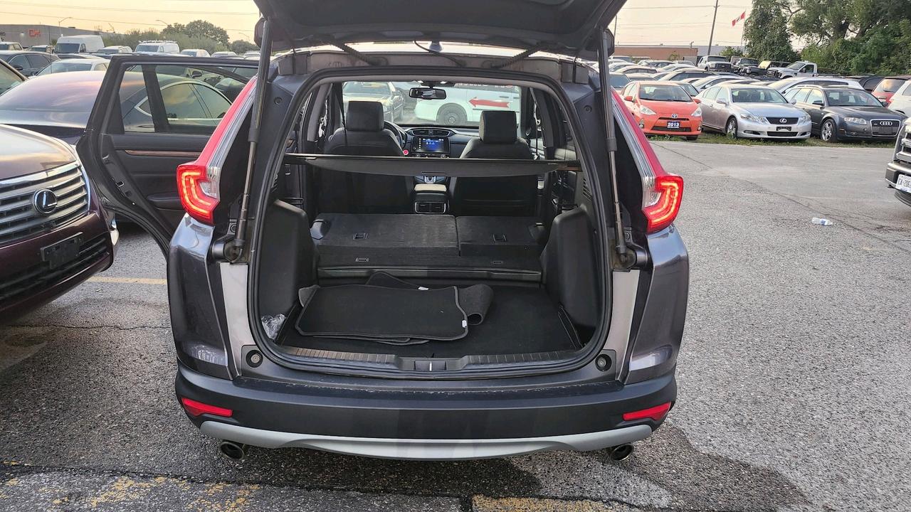 2018 Honda CR-V Touring AWD Photo