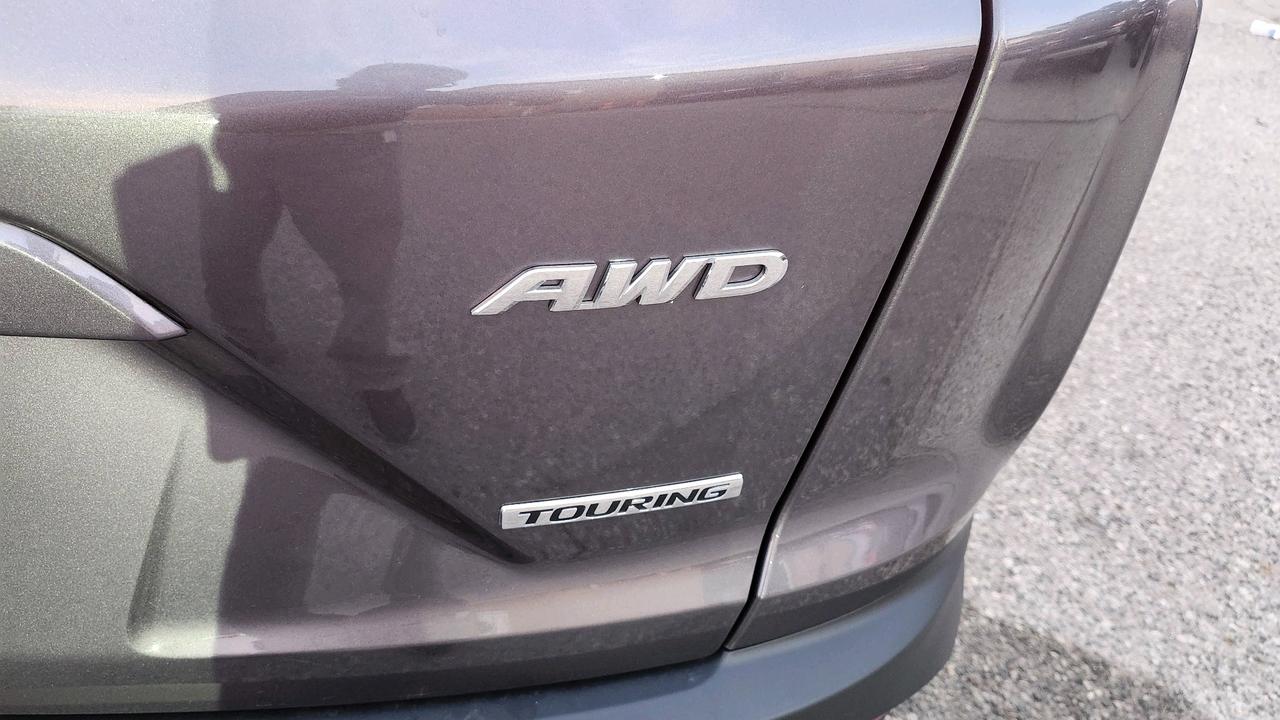 2018 Honda CR-V Touring AWD Photo