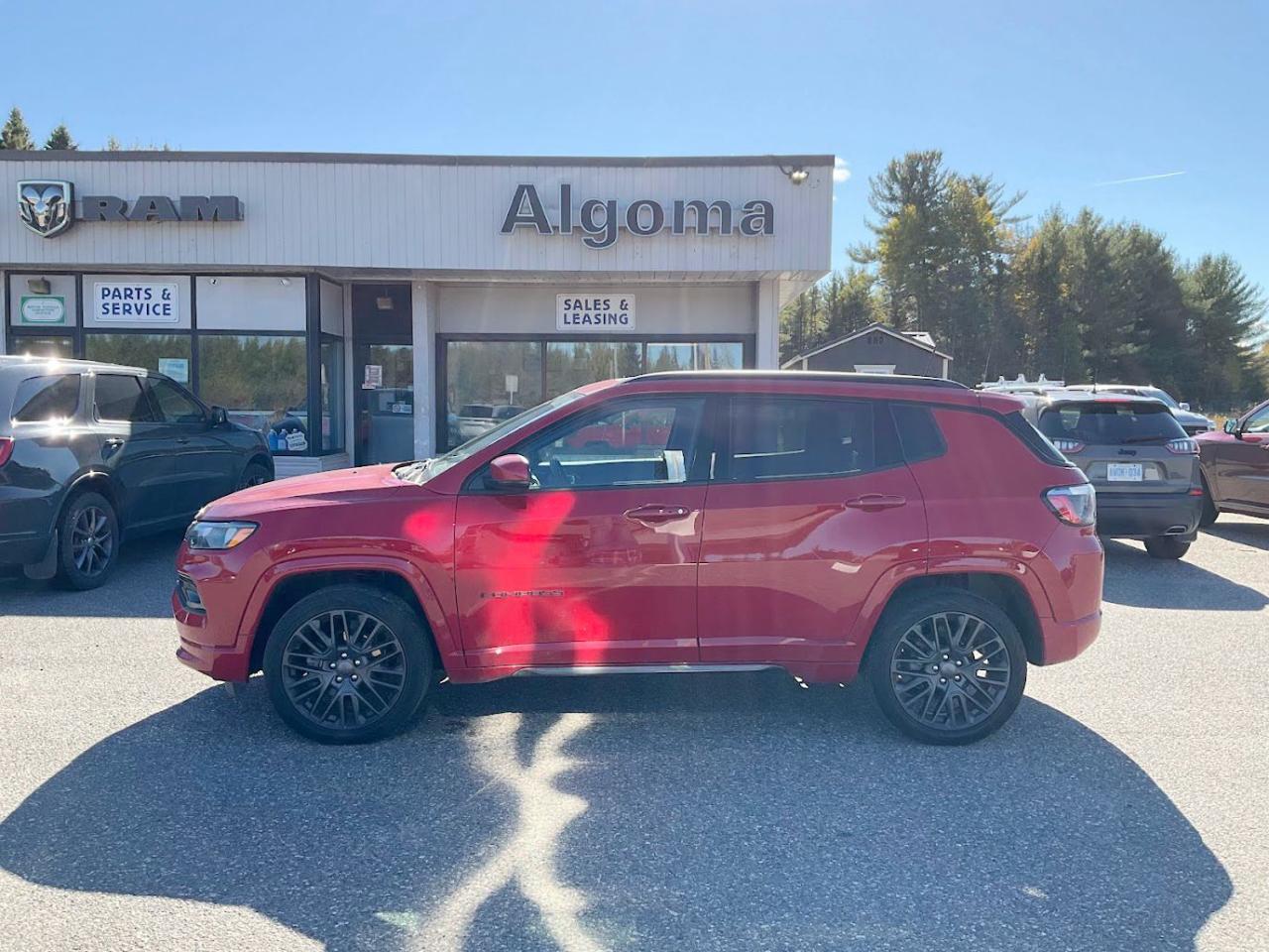 2022 Jeep Compass  Photo2