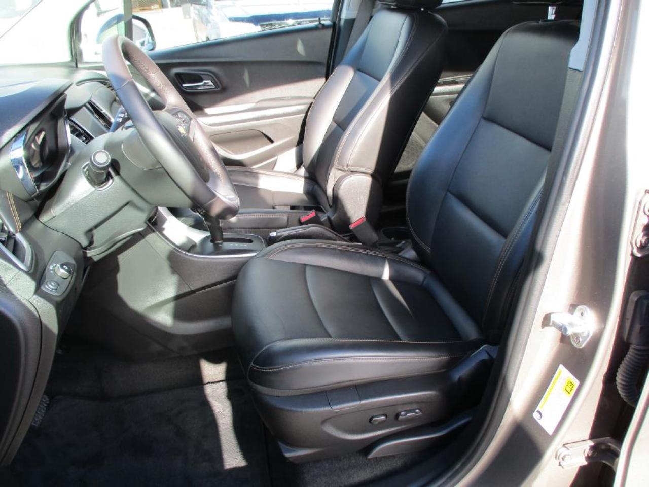 2021 Chevrolet Trax LT AWD Photo10