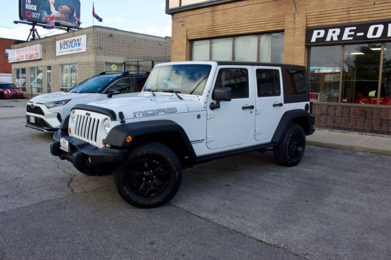 2013 Jeep Wrangler Unlimited Sahara Wrangler Unlimited Sahara - Photo #2
