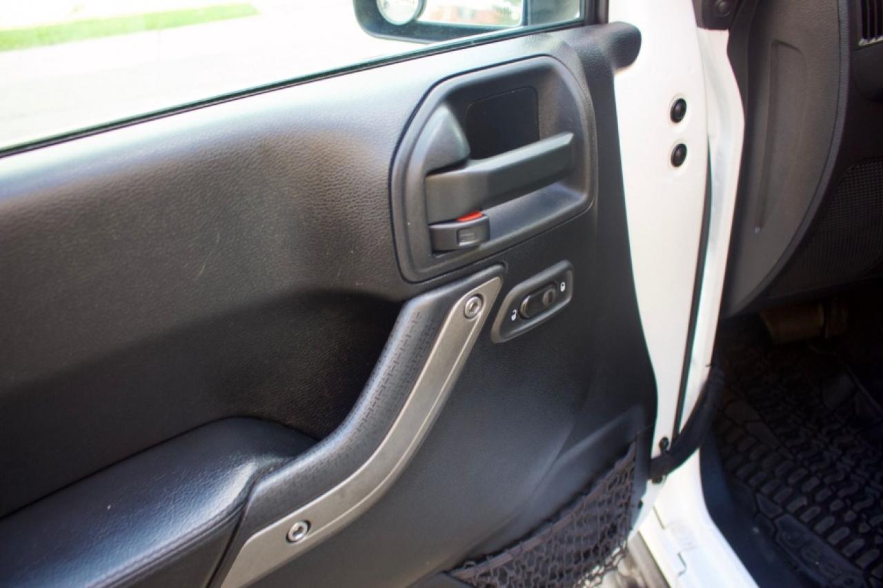 2013 Jeep Wrangler Unlimited Sahara Wrangler Unlimited Sahara - Photo #11