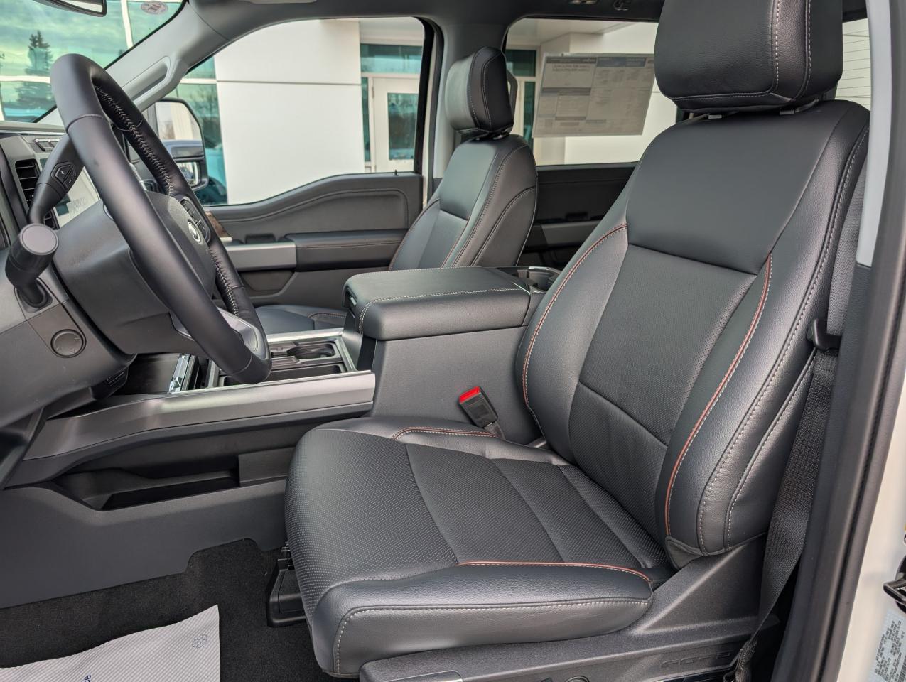 2024 Ford F-250 Super Duty SRW Lariat Photo5