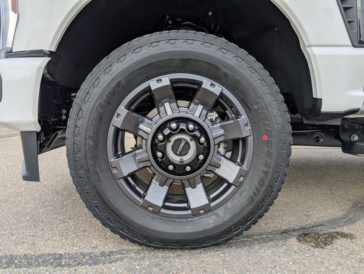 2024 Ford F-250 Super Duty SRW Lariat Photo5
