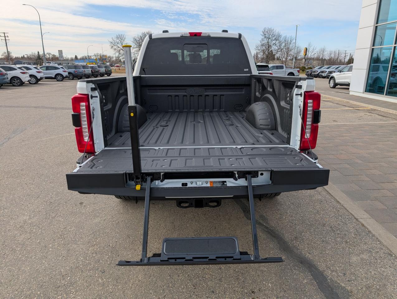 2024 Ford F-250 Super Duty SRW Lariat Photo5