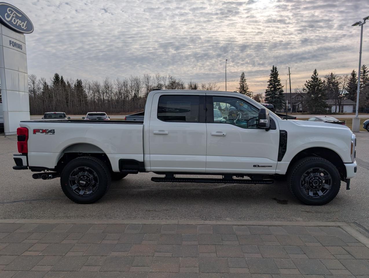 2024 Ford F-250 Super Duty SRW Lariat Photo4