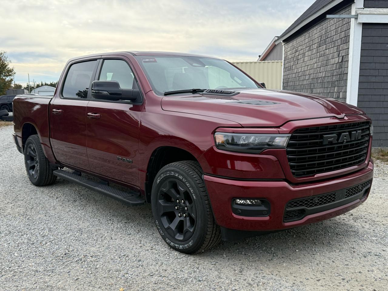 2025 RAM 1500 SPORT 4X4 CREW CAB 5'7" BOX Photo25