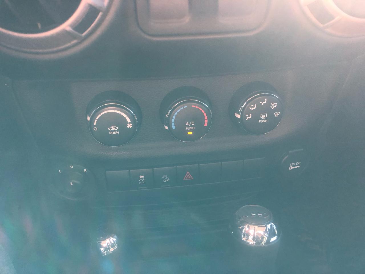 2015 Jeep Wrangler SPORT - Photo #11