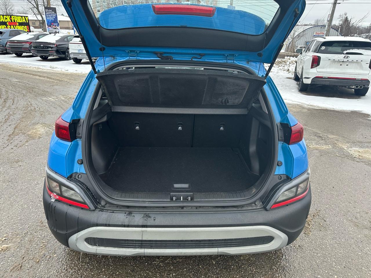 2022 Hyundai KONA 2.0L Essential AWD Photo24