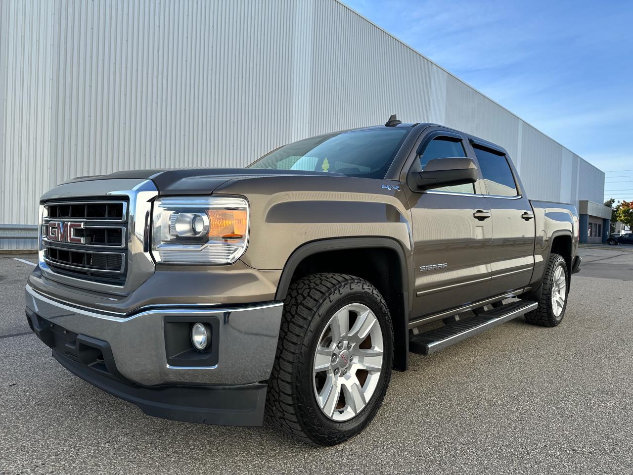 Used 2015 GMC Sierra 1500 Crew Cab SLE With Leather for sale in Mississauga, ON