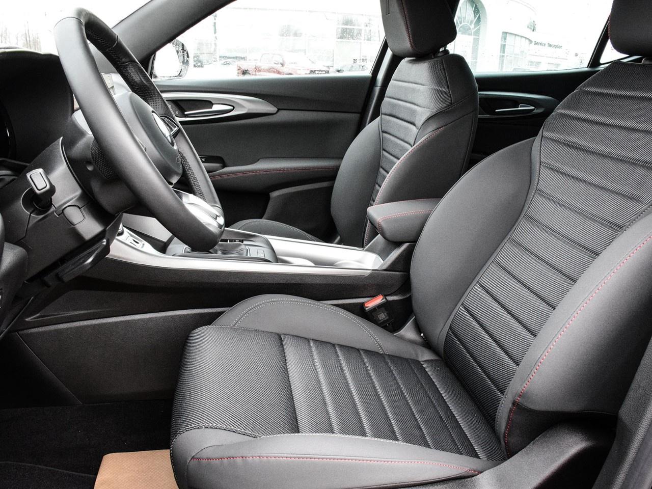 2025 Dodge Hornet GT AWD Photo