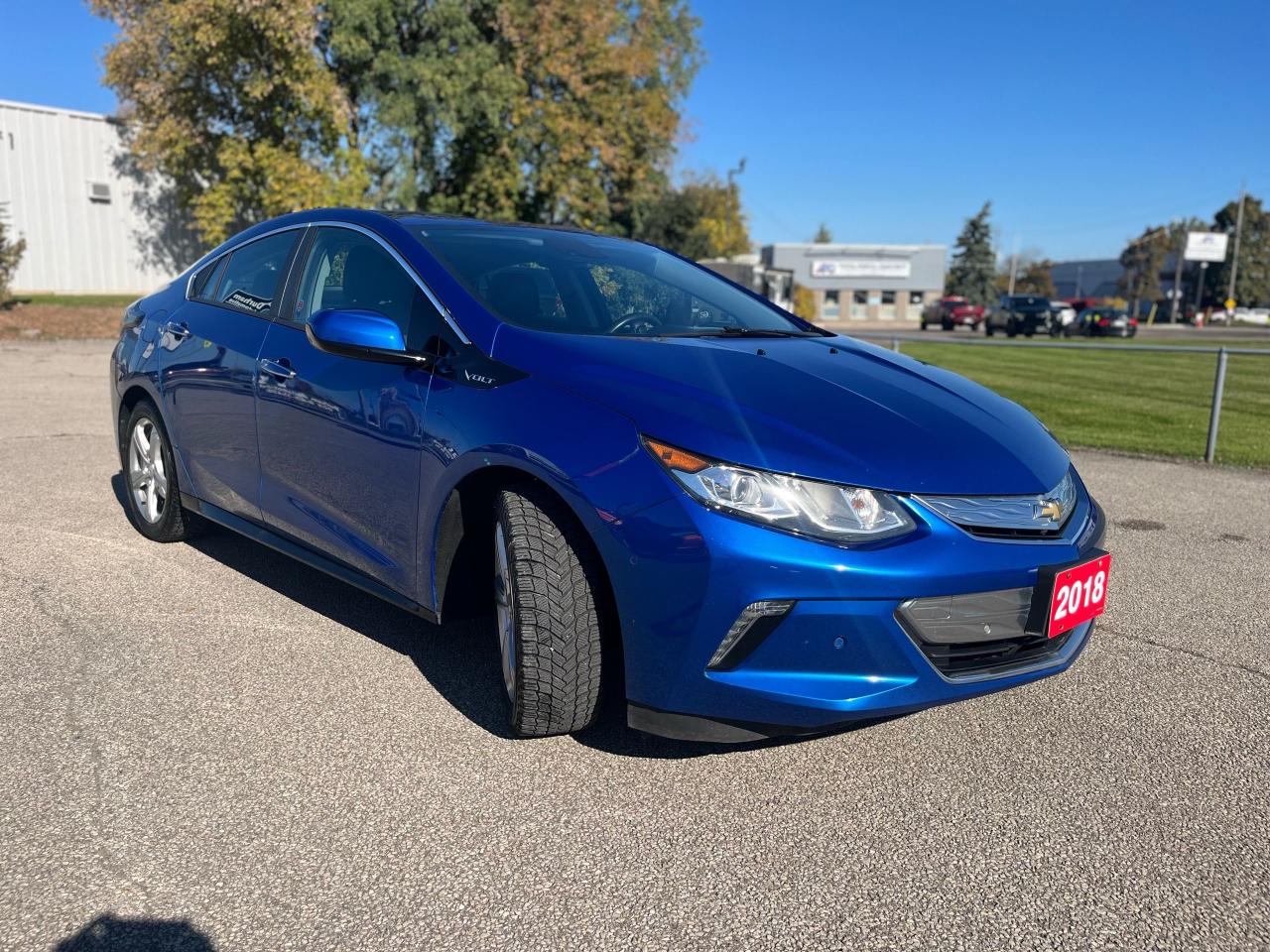 2018 Chevrolet Volt Premier Photo2