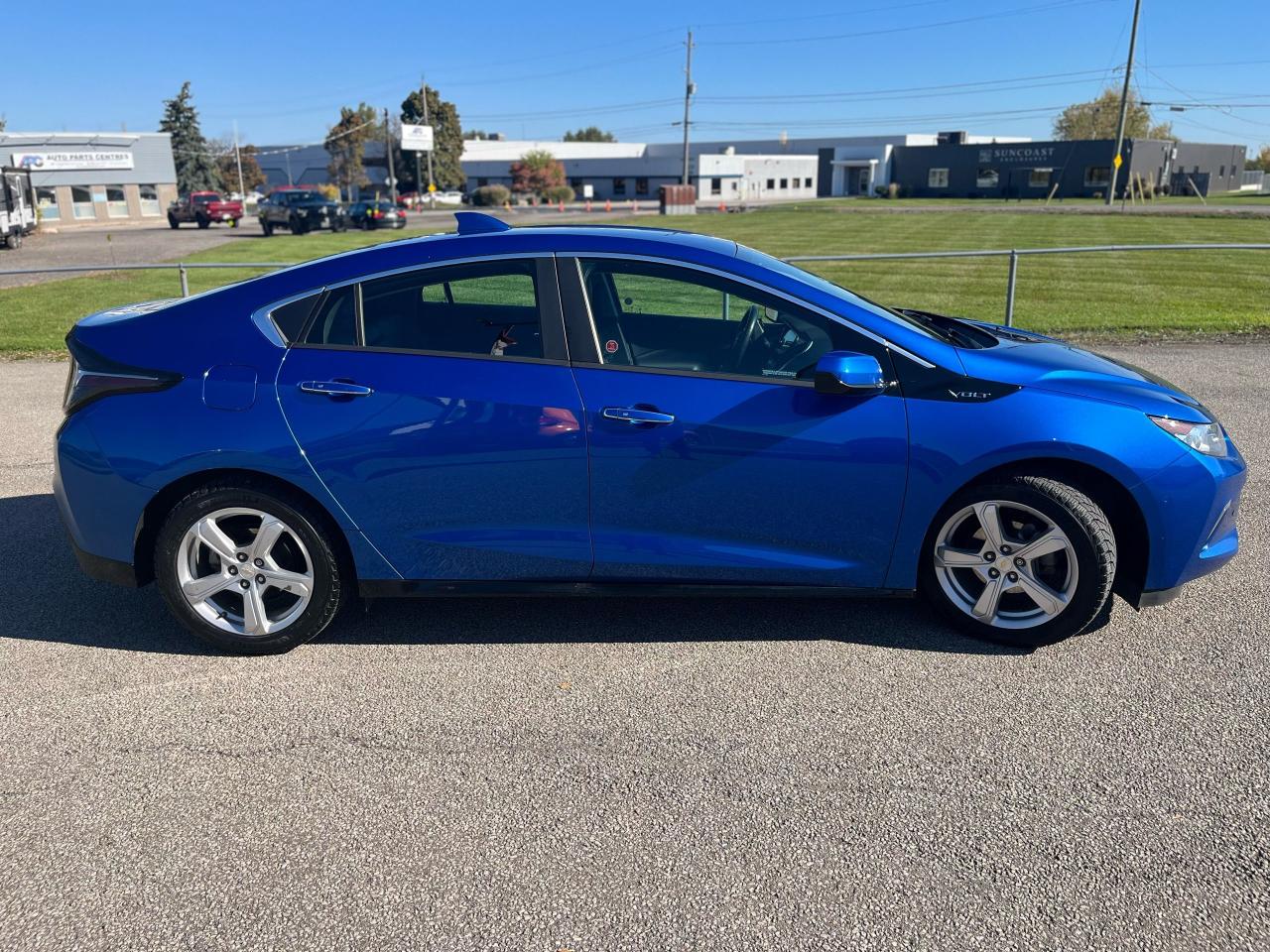 2018 Chevrolet Volt Premier - Photo #4