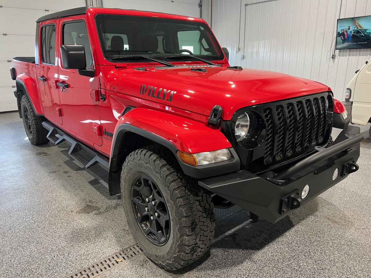 Used 2021 Jeep Gladiator SPORT for sale in Brandon, MB