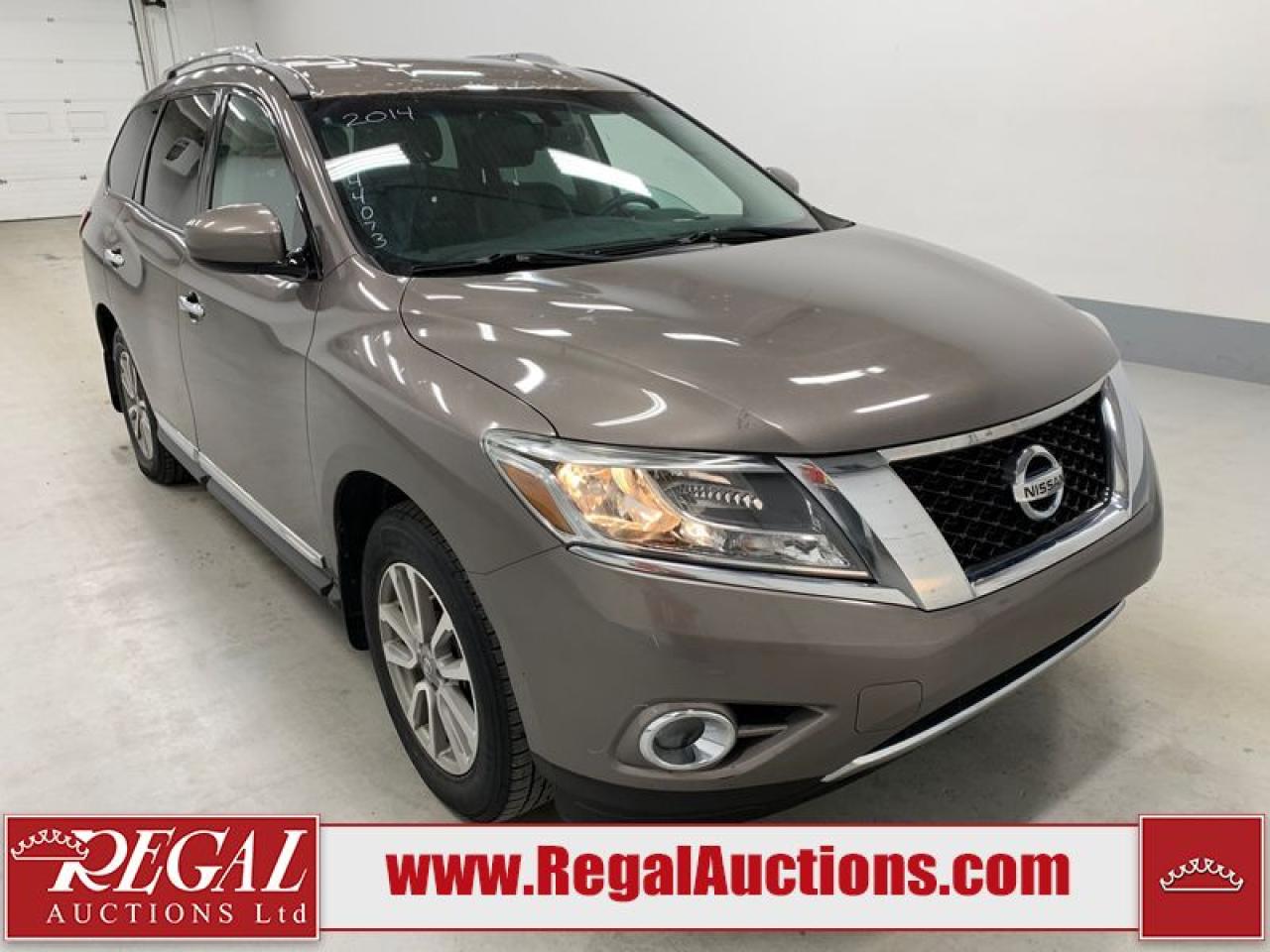 Used 2014 Nissan Pathfinder SL for sale in Calgary, AB