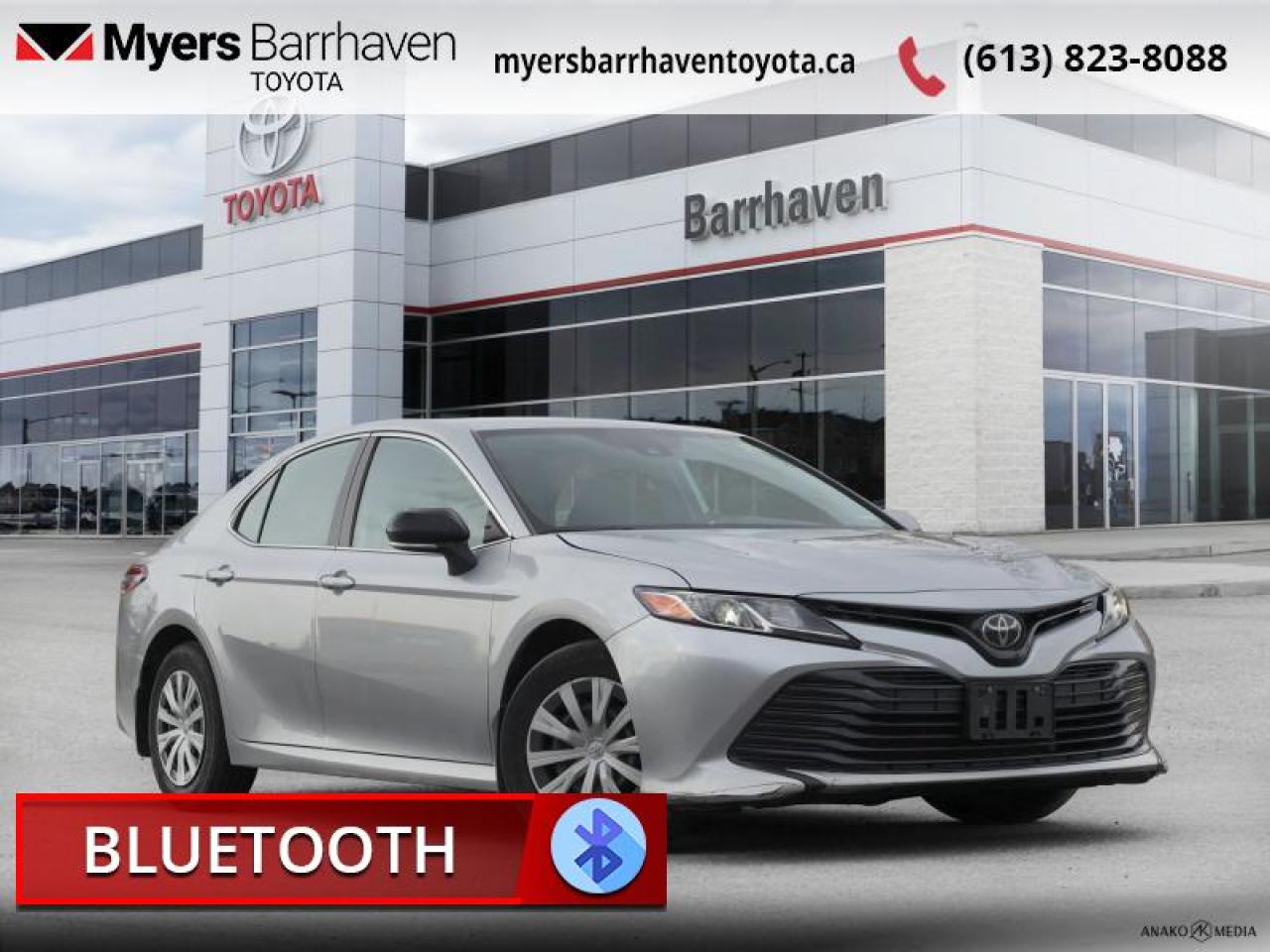 Used 2020 Toyota Camry LE  - Apple CarPlay -  Android Auto - $191 B/W for sale in Ottawa, ON