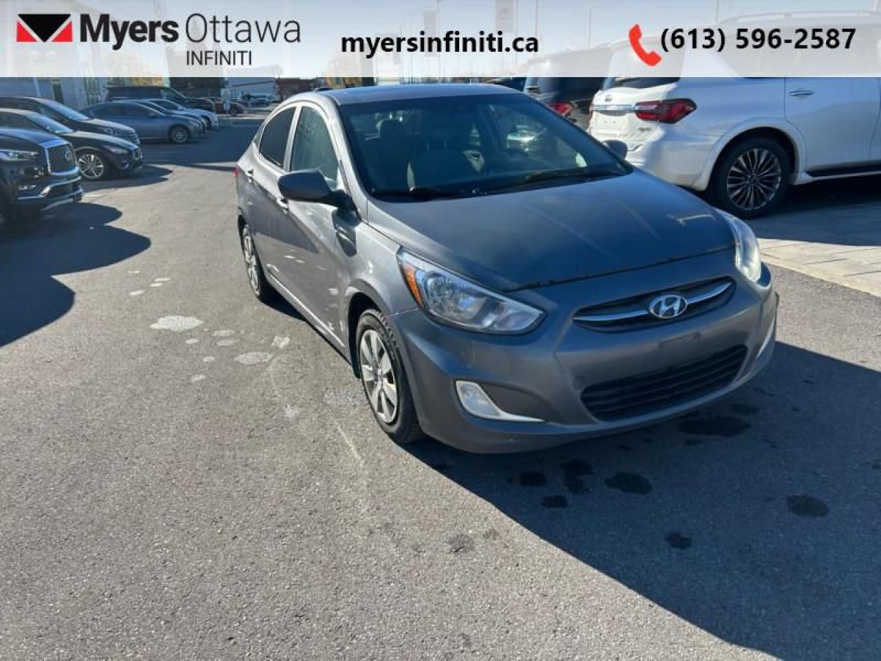 Used 2015 Hyundai Accent SE  - Sunroof -  Bluetooth for sale in Ottawa, ON