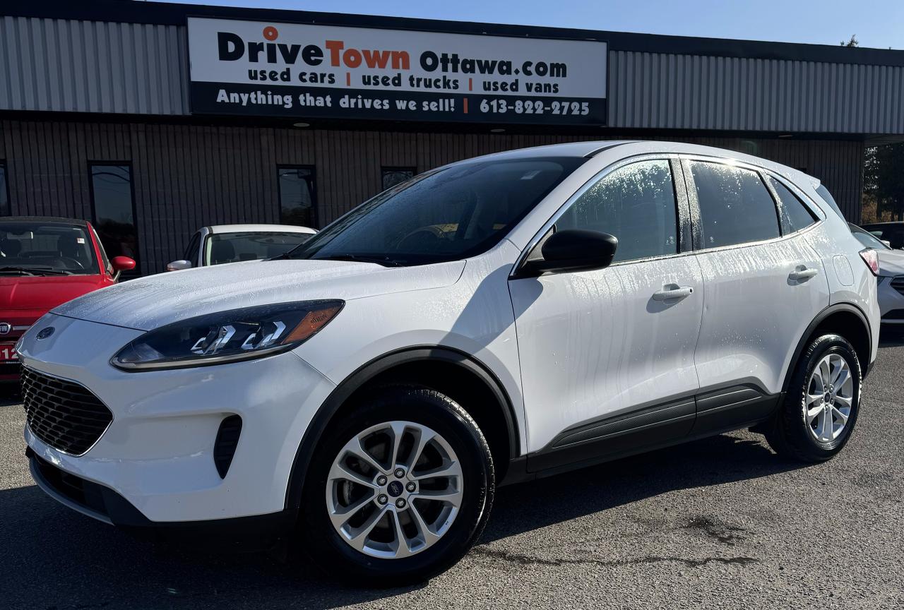 Used 2022 Ford Escape SE AWD for sale in Ottawa, ON