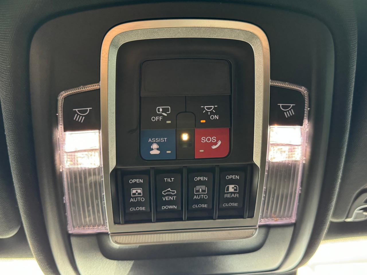 2021 RAM 1500 SPORT CREW 5.7L V8 4x4+Tinted+Roof+CLEAN CARFAX Photo55