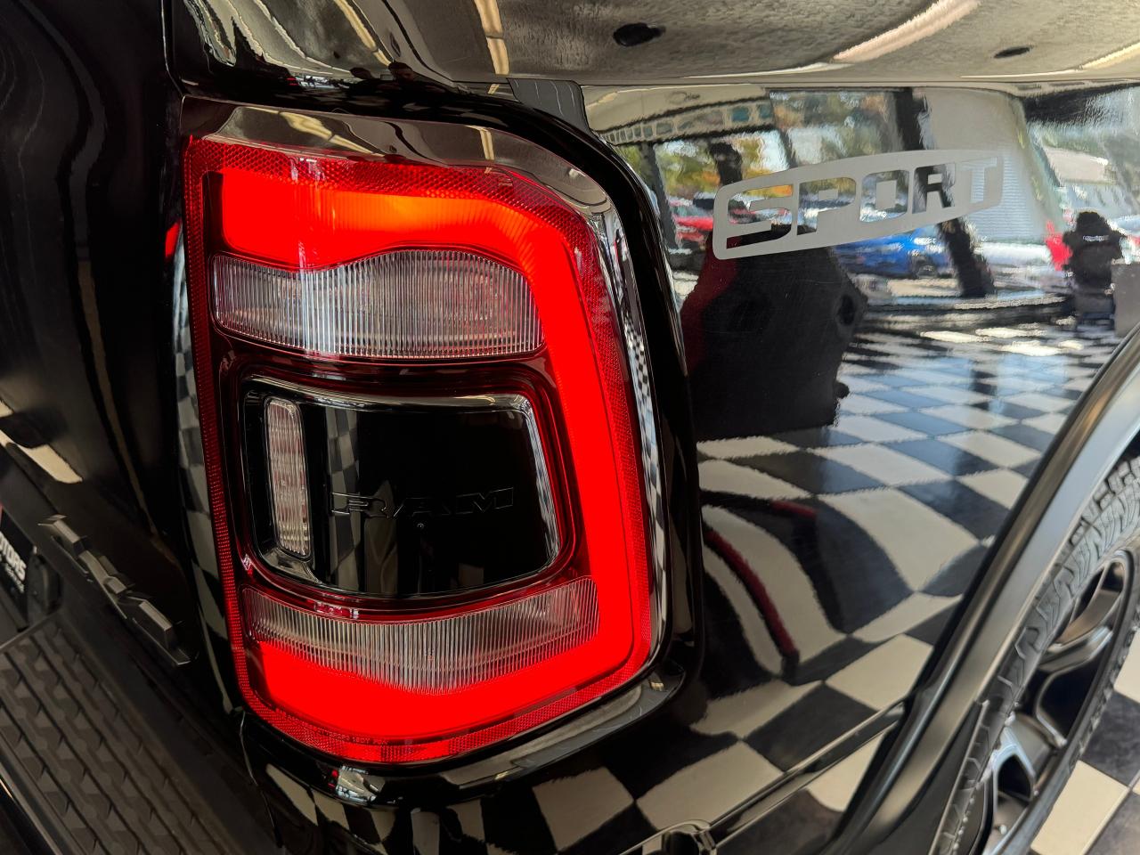 2021 RAM 1500 SPORT CREW 5.7L V8 4x4+Tinted+Roof+CLEAN CARFAX Photo129