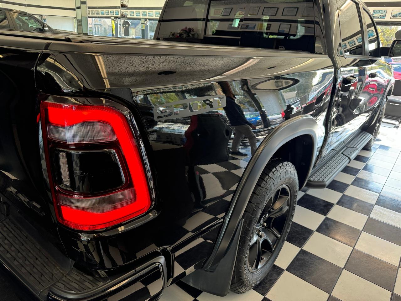 2021 RAM 1500 SPORT CREW 5.7L V8 4x4+Tinted+Roof+CLEAN CARFAX Photo109