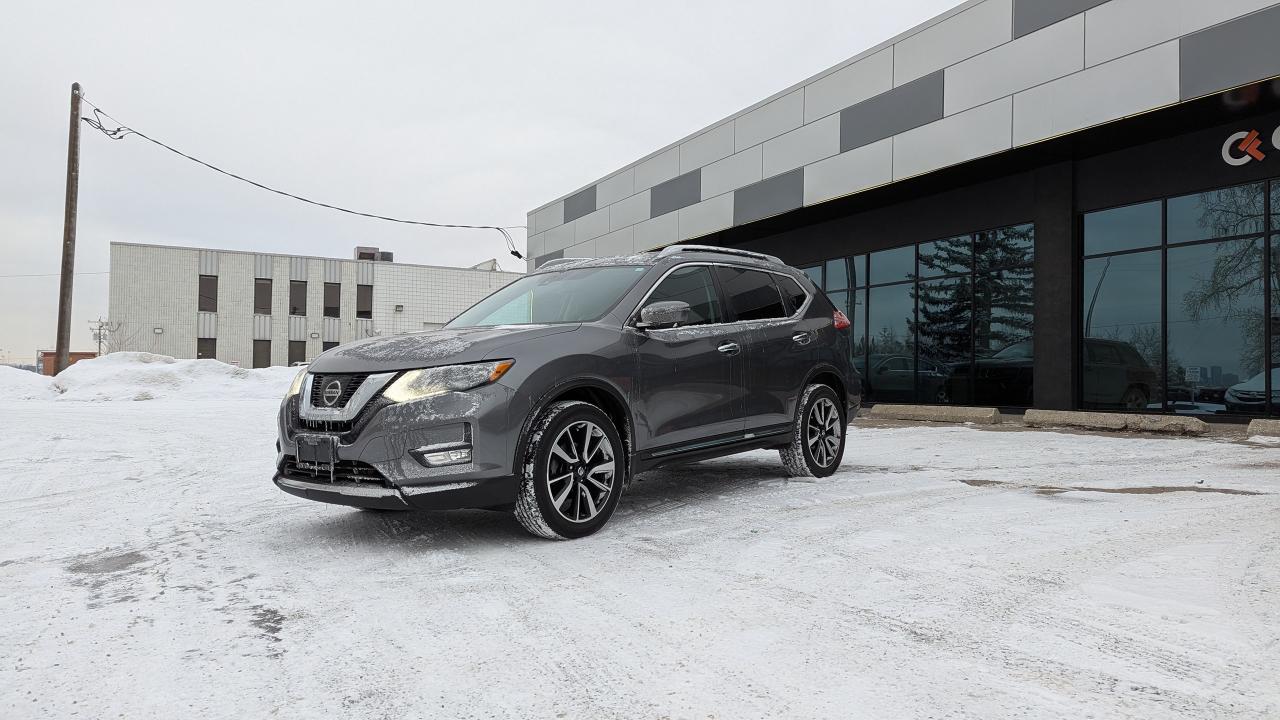 Used 2017 Nissan Rogue SL AWD for sale in Calgary, AB