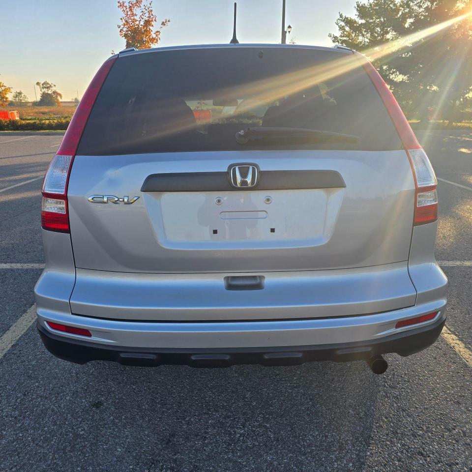 2011 Honda CR-V 2WD 5dr LX - Photo #4