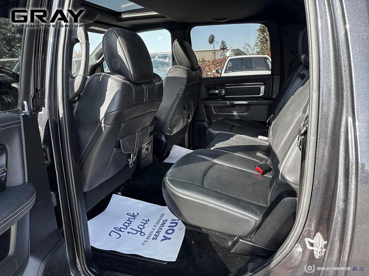 2016 RAM 1500 LIMITED/Loaded/4x4/No Accidents - Photo #15