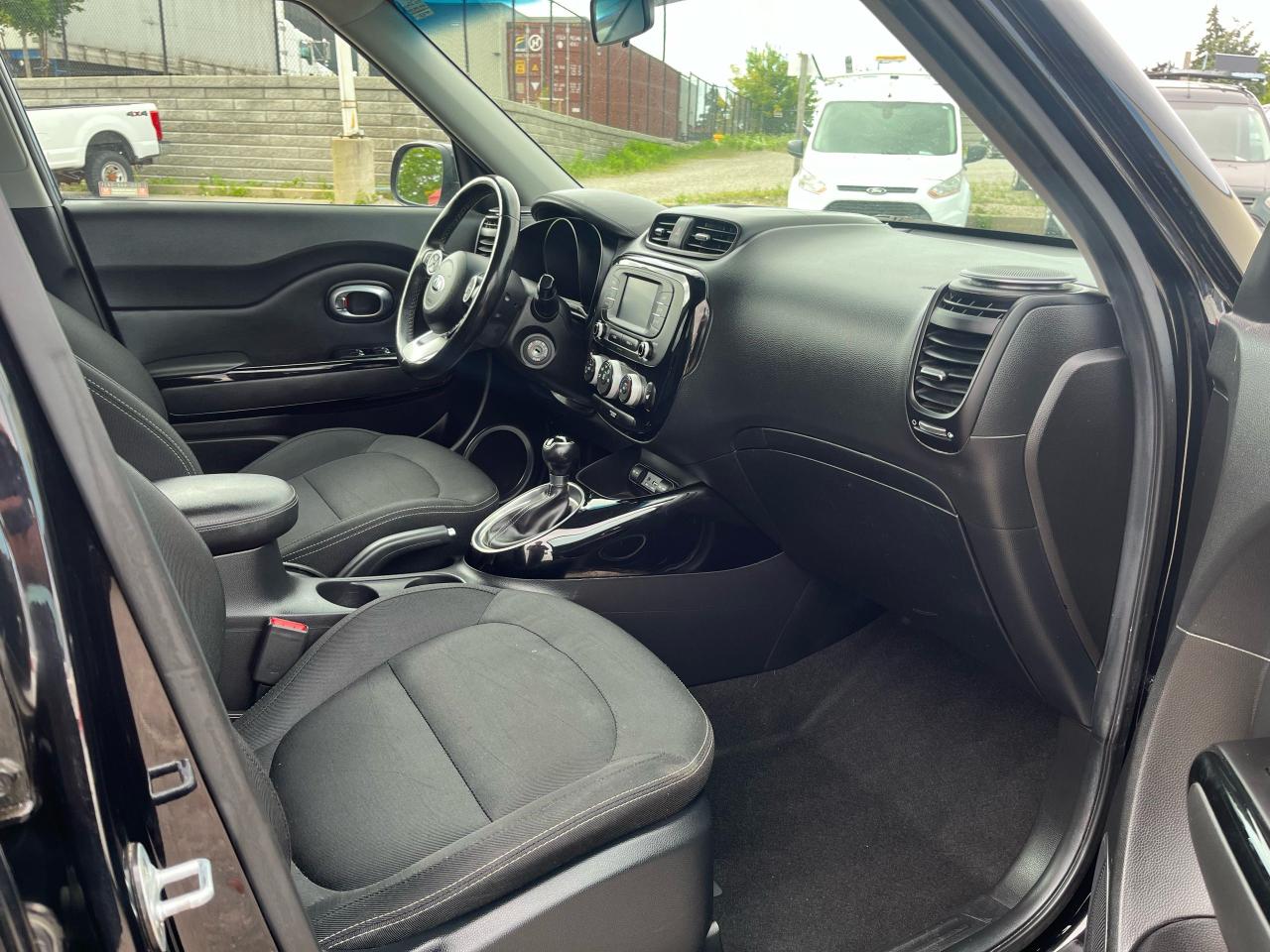 2019 Kia Soul EX+ - Photo #10