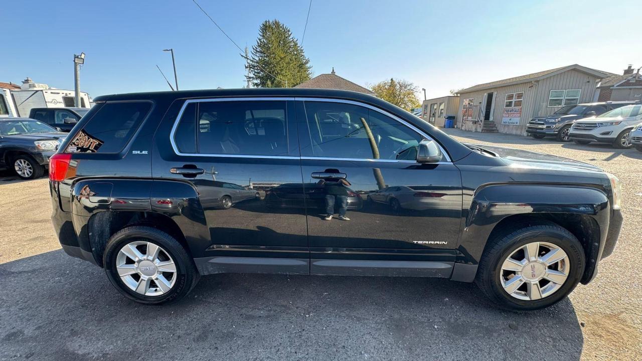 2010 GMC Terrain SLE-1, AWD, NO ACCIDENTS, WELL SERVICED, AS IS - Photo #6