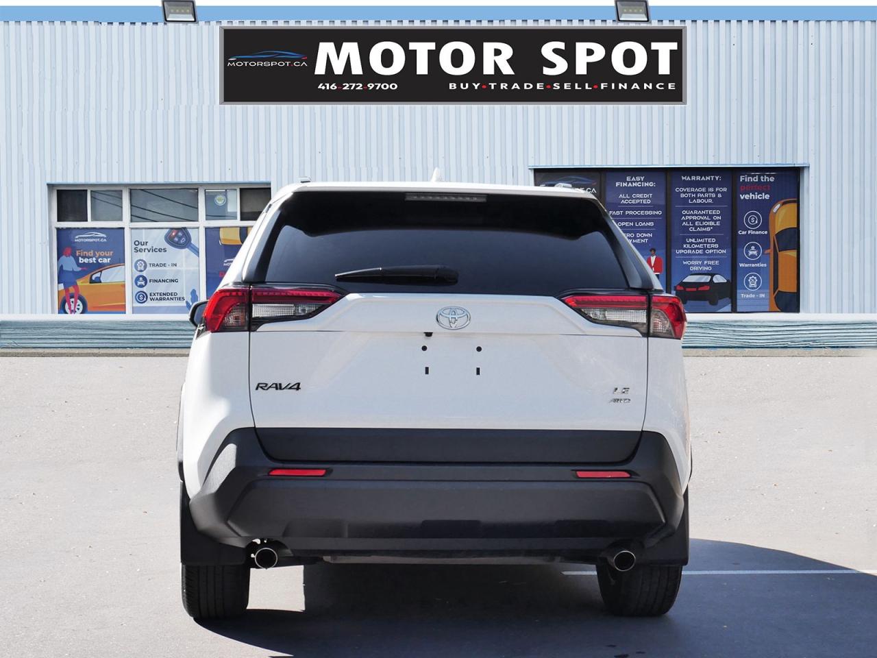 2021 Toyota RAV4 LE AWD - Photo #4