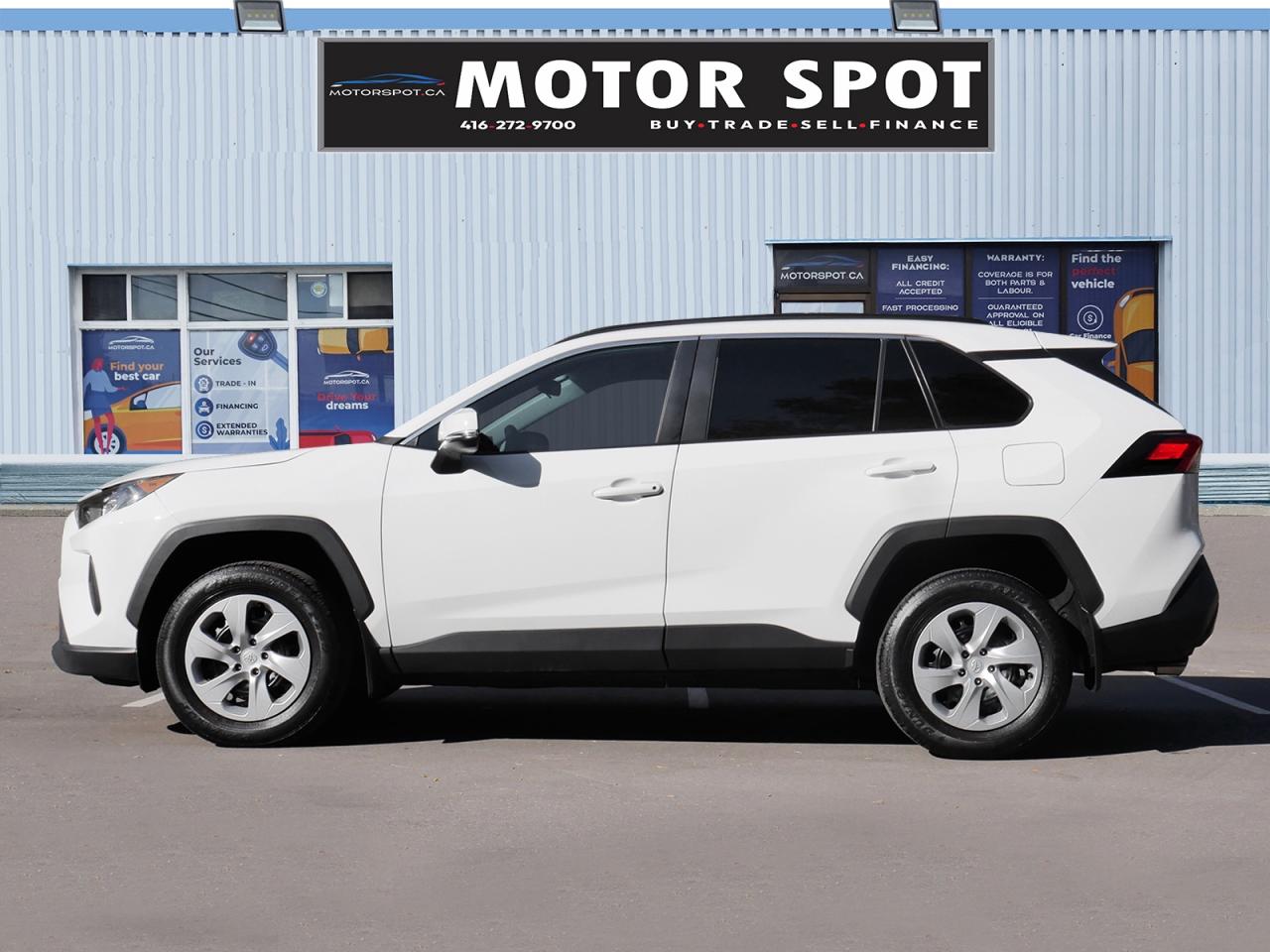 2021 Toyota RAV4 LE AWD - Photo #5